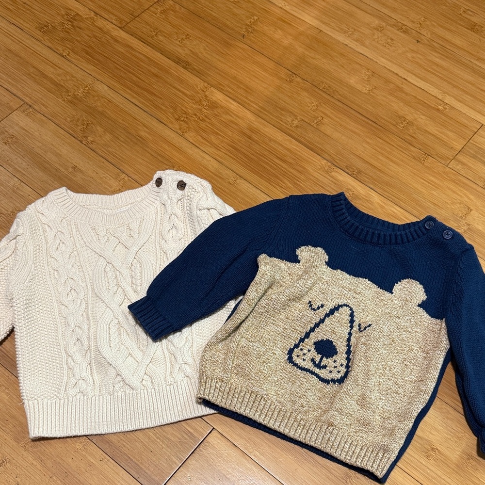 2 Gap sweaters - Cream & Blue 12- 18months